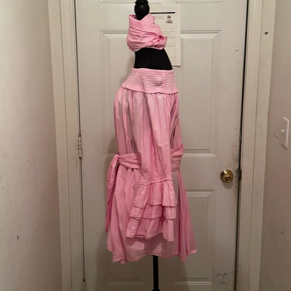 SOLD!!! True Pink On/Off Shoulder Puff Sleeve Pleated Shirt; unique design!. - Picture 3 of 7